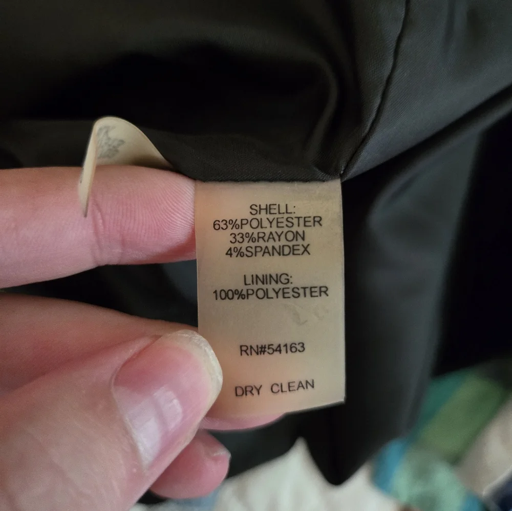 Calvin Klein Basic Black Suiting Pencil Skirt Size 6 - Picture 5 of 5